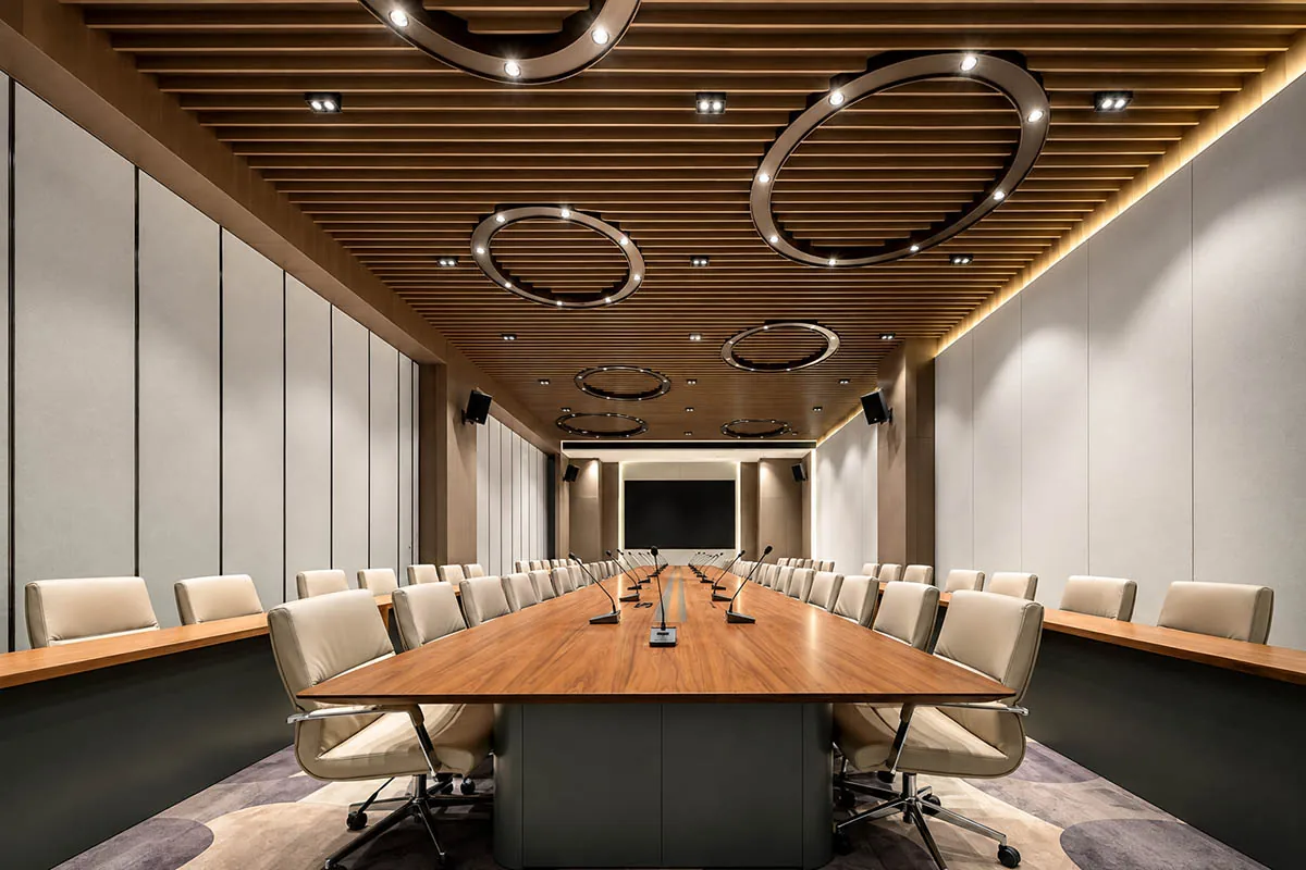 onmuse executive and conference table system in a meeting space