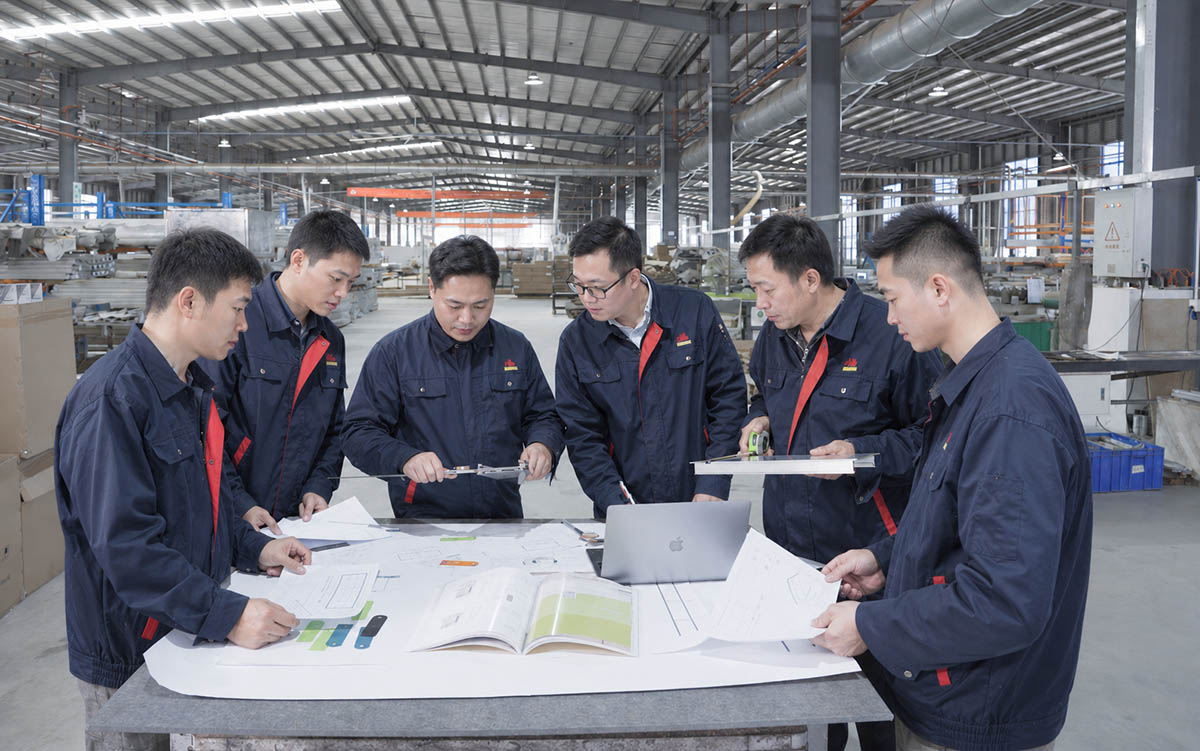 Onmuse manufacturing and quality team
