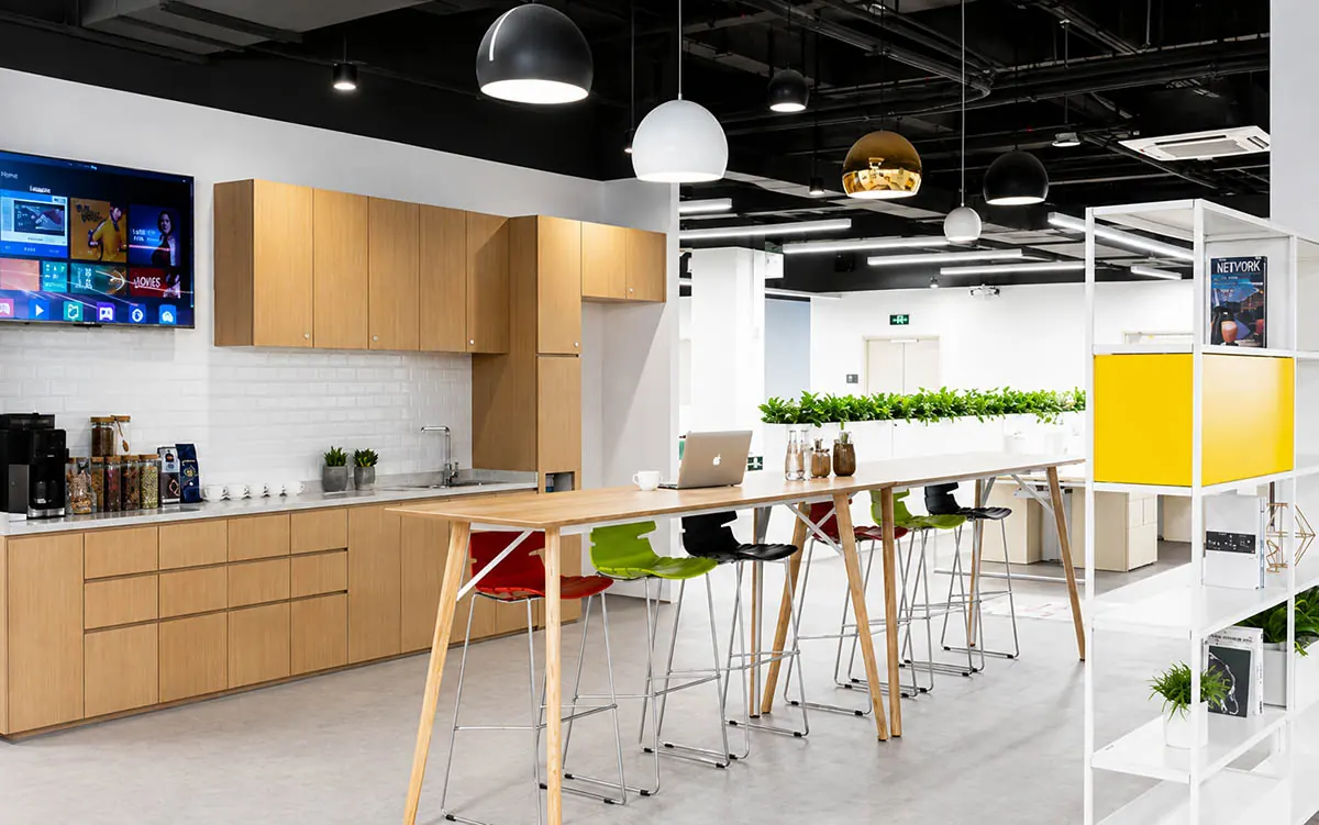 huashang law firm chongqing branch coffee and collaboration area