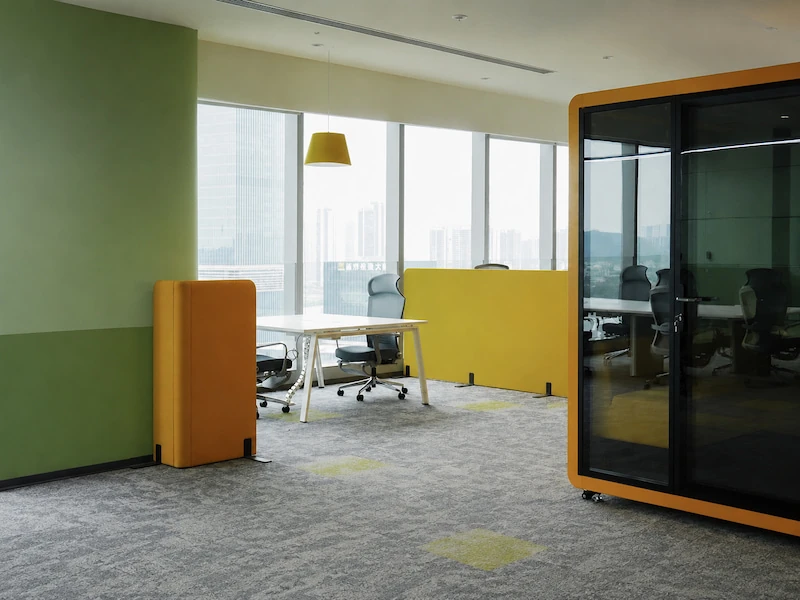 dubai office booth placement