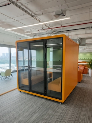 dubai office booth front view