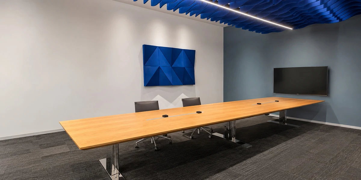 Height Adjustable Conference Tables