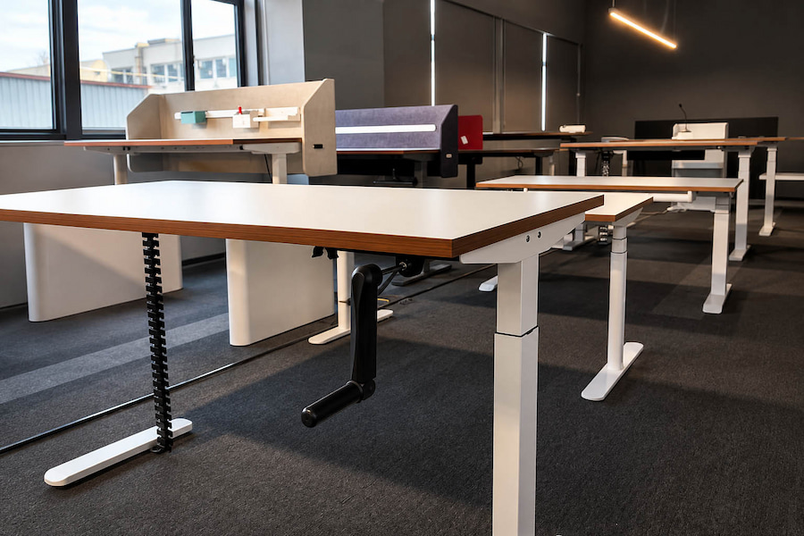 milan manual height adjustable desk with hand crank adjustment